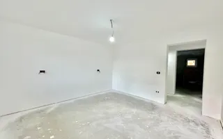 Casă individuală de vanzare  cu garaj și curte proprie – Hălchiu - Poză 21