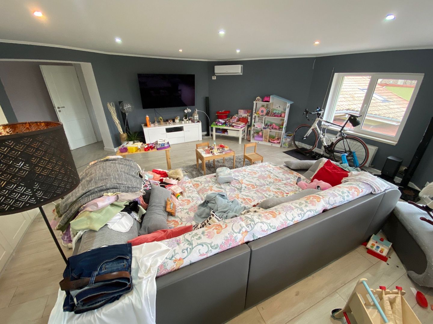 Casa cu 2 apartamente in zona Braytim - Poză 4