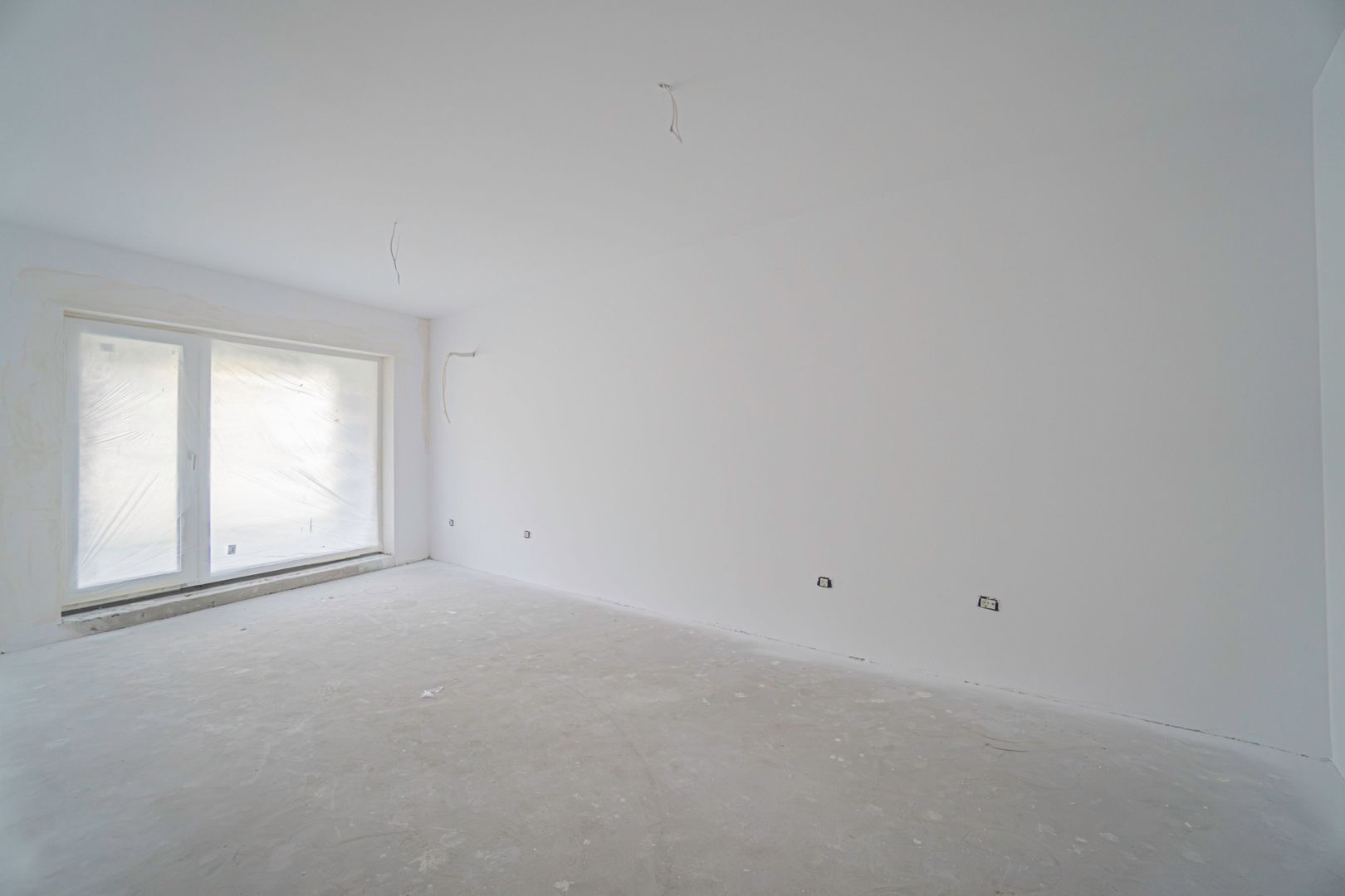 Tomis Nord - Vanzare apartament decomandat cu 3 camere, bloc nou. - Poză 1