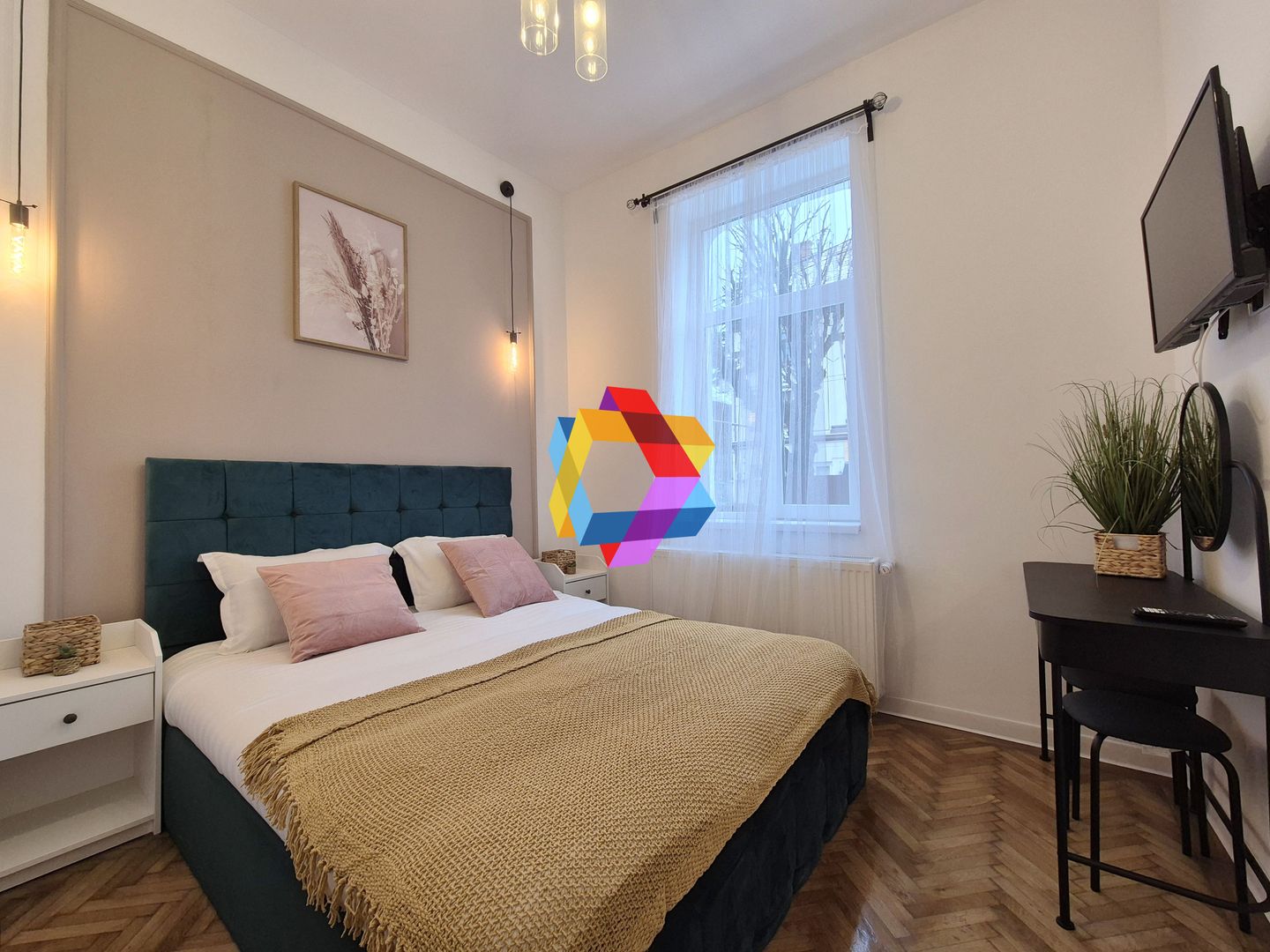 Casa de închiriat pentru regim hotelier sau Birouri -225 mp - Poză 11