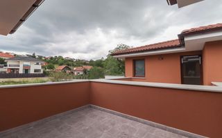 Case cuplate 5 camere si teren de 700 m2 in Feleacu - Poză 30