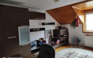 Casa individuala cu 6 camere in Timisoara - Poză 12
