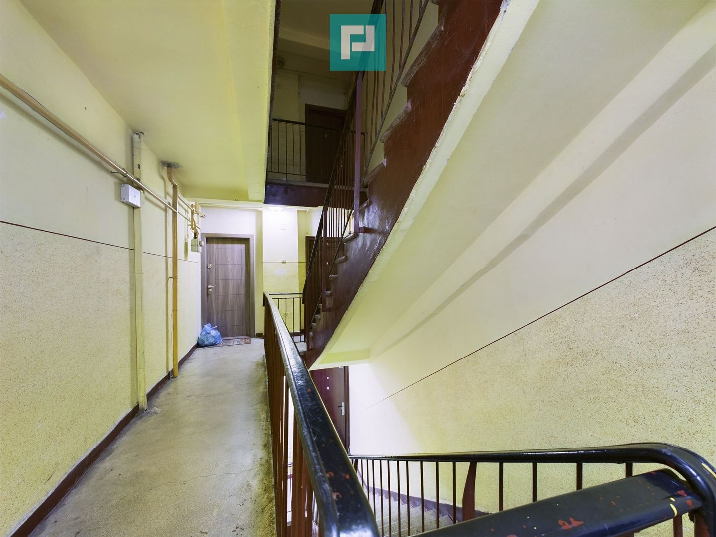 Apartament cu 3 camere în Alfa - Poză 15