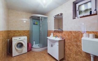 CASĂ ÎN HORIA - Poză 2