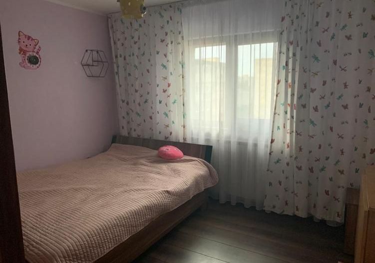 De închiriat apartament mobilat și utilat - 3 camere - Micro 20 - Poză 4