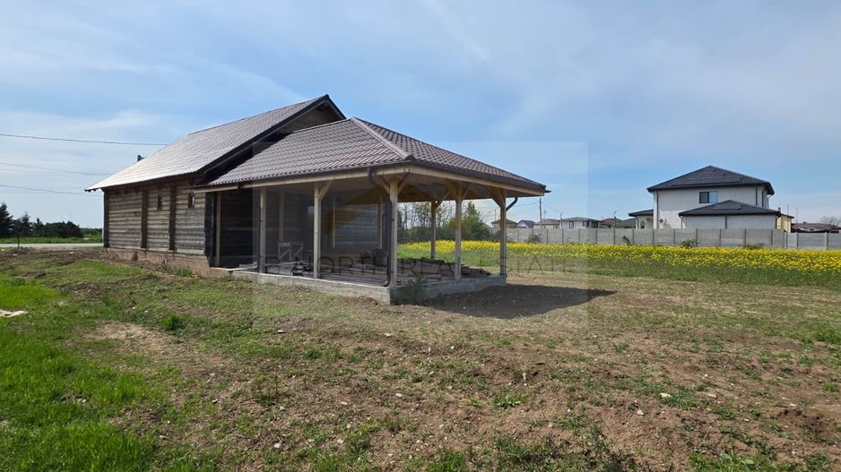 Cabana de vânzare din lemn masiv Mihăilești | 400 mp teren -Potențial investiție - Poză 3