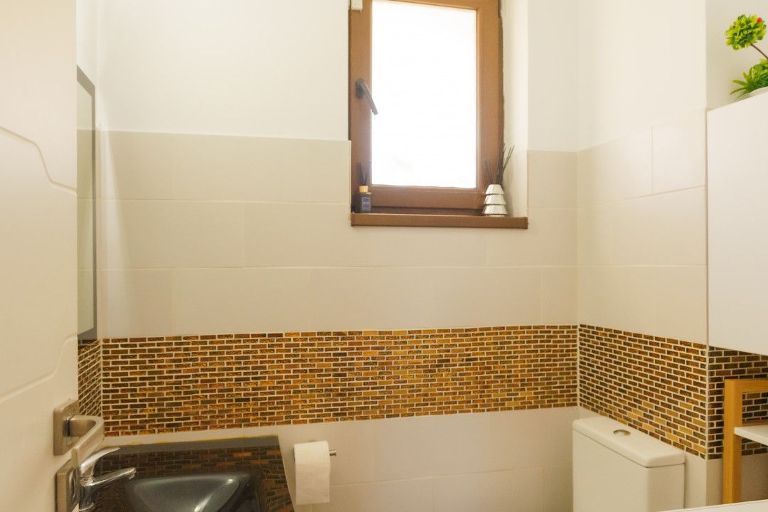PALAZU MARE -  Vila Duplex cu 4 Camere, Panorama Superba si Curte Amenajata - Poză 17