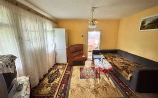 casa batraneasca situata in Hemeius - de vanzare - Poză 4