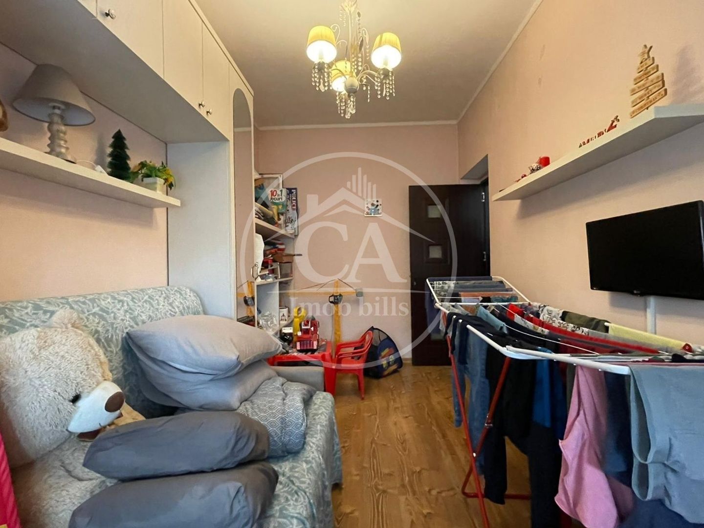 Apartament cu 3 camere de vanzare in zona Decebal, Oradea - Poză 9