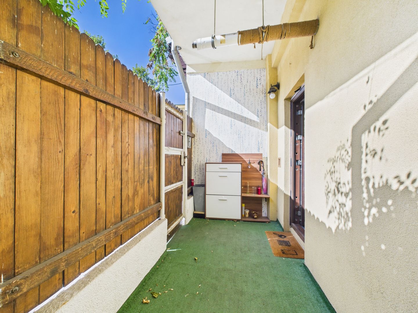 Casă / Vilă cocheta cu 3 camere - de vanzare - zona Basarab - Poză 33