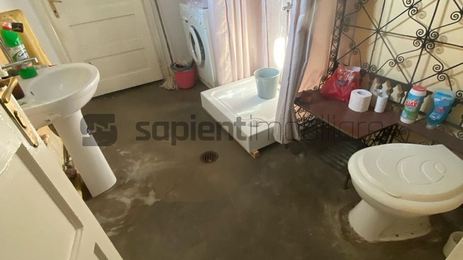 Casa zona Rogerius, strada Iasomiei - Poză 11