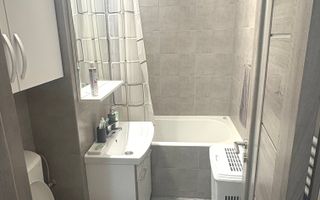 Apartament de închiriat, strada Republicii - Poză 2