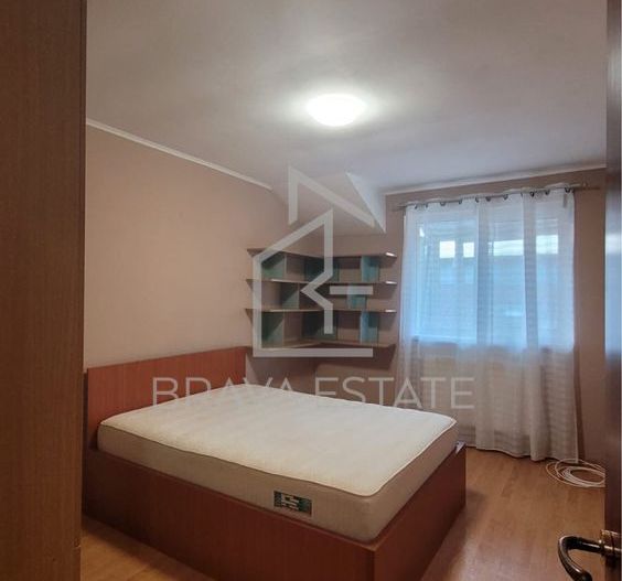 Apartament 3 camere, parcare zona Sub Cetate - Poză 4