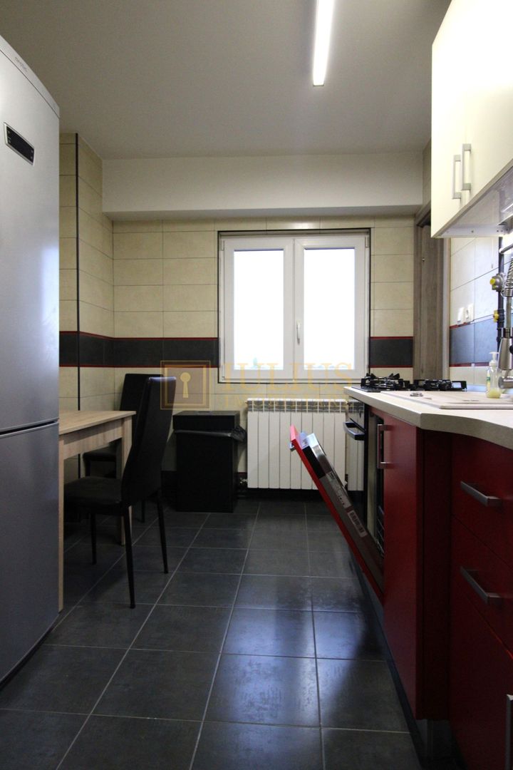 Lipovei -3 camere, centrala proprie, garaj inclus - Poză 8