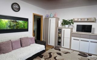 BRASADAS vinde ap 3 cam in Micro 16, etaj 1/4. - Poză 3
