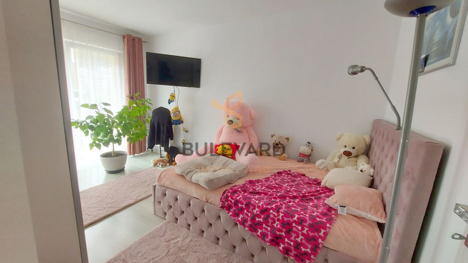 Apartament modern+ terasa de 21mp, parcare, zona Porii - Poză 4