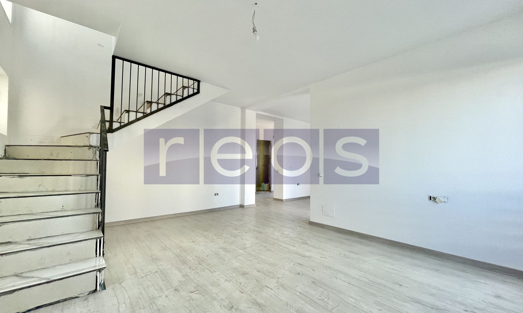 VANZARE VILA 5 CAMERE | DOMNESTI - Poză 6