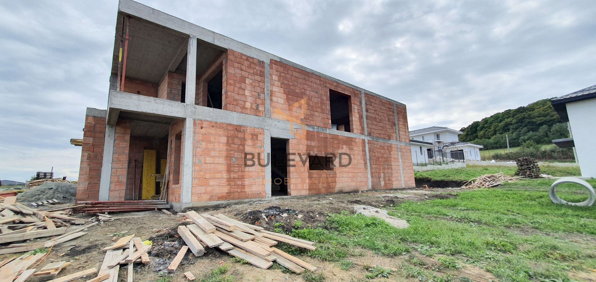 Case de tip duplex in zona exclusiv de case! - Poză 3