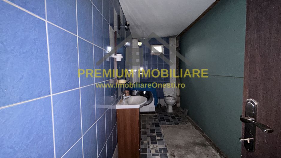 Casa de vanzare in Slanic Moldova . - Poză 7