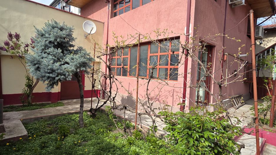NOU! Vila in spatele Bisericii Bazilescu - Poză 2