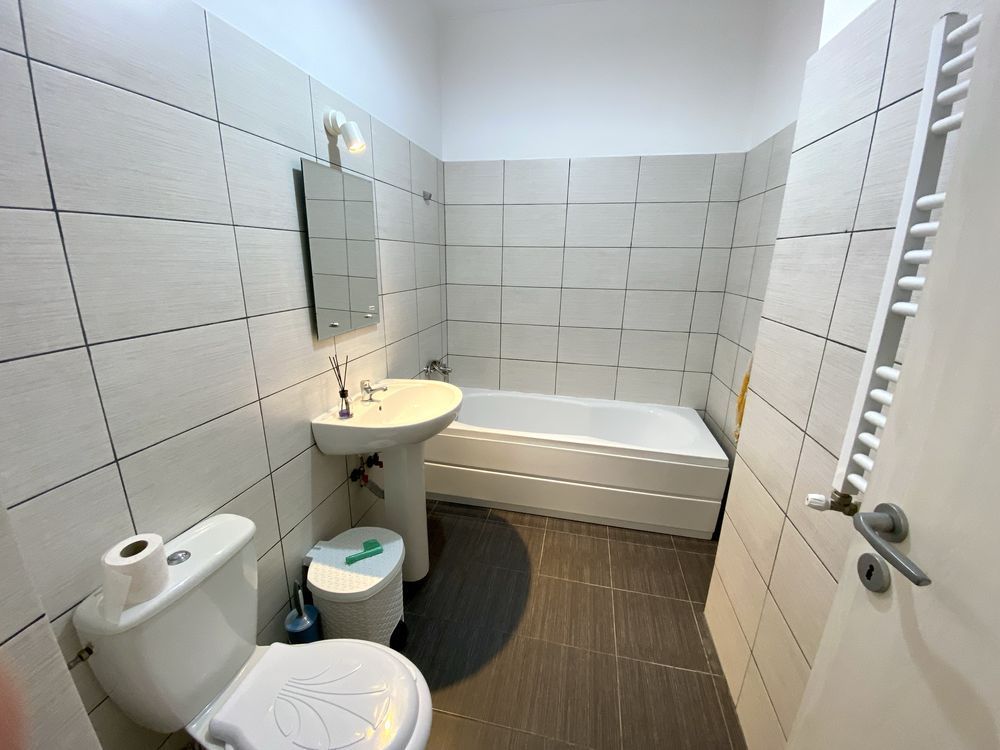 De închiriat: apartament 2 camere - nemobilat - Gorjului - ideal birou - Poză 8