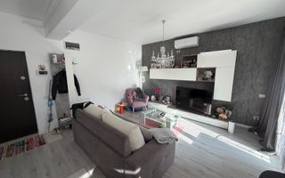 Mobilat si utilat. Pozitie excelenta. Loc de parcare - Poză 1