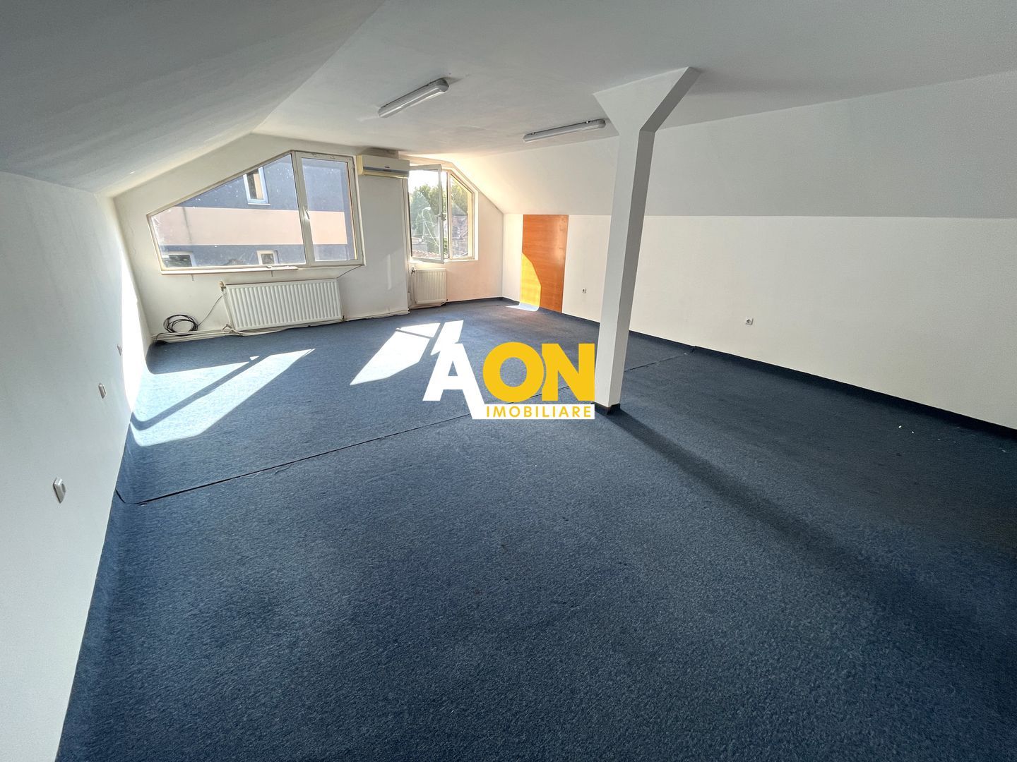 Spatiu birouri de inchiriat, Ultracentral, utilitatile incluse in pret - Poză 2