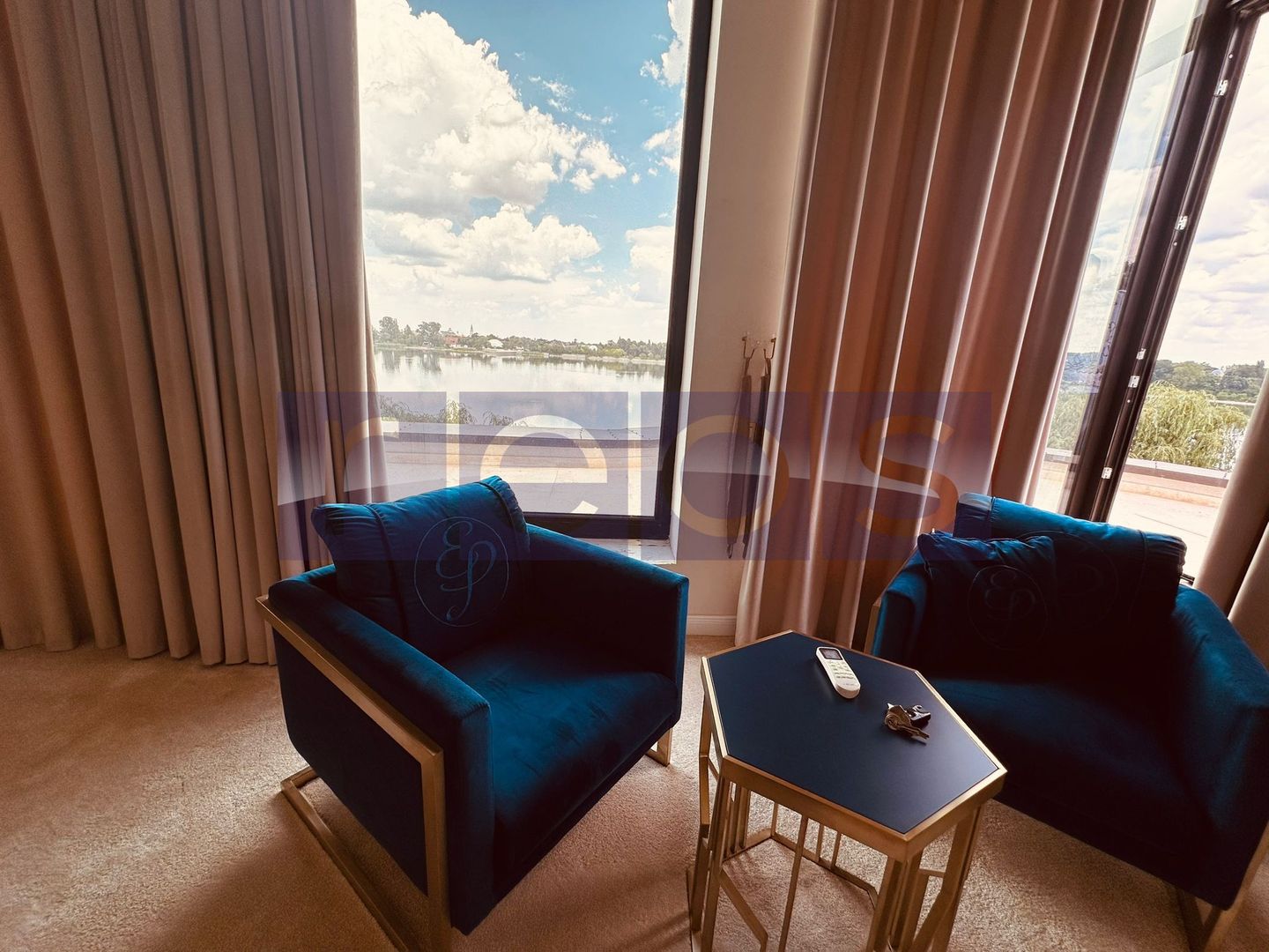 VILA DE LUX | BUFTEA LAC | 8 CAMERE - Poză 23