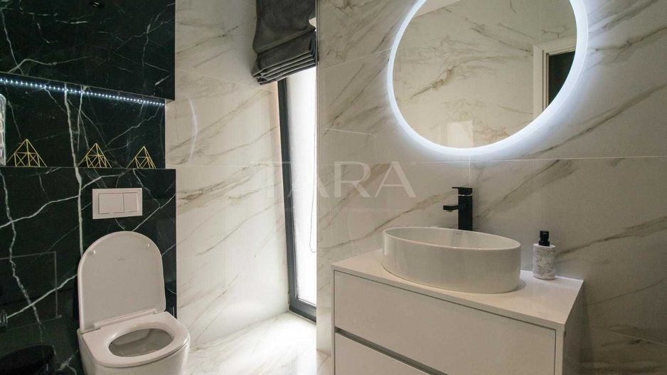 Vilă elegantă într-un cadru privat, cu vedere de excepție - Poză 4