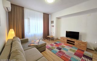 Piata Romana, 4 camere 138 MP total, Etaj 2/9, renovat - utilat, liber - Poză 1