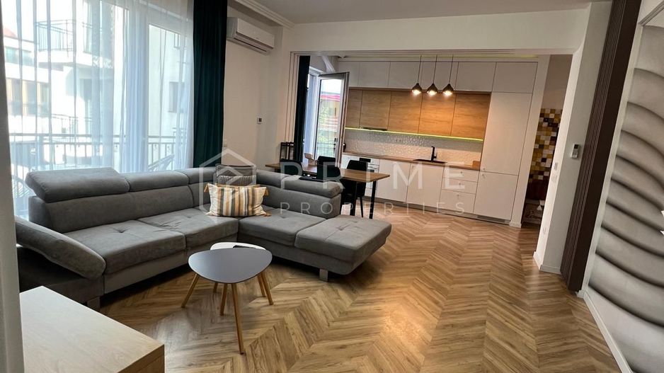 Apartament 2 camere lux de închiriat, central, bloc nou, loc parcare - Poză 1