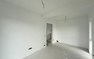 Casă individuală cu 699 teren la preț bun Chinteni - Poză 8