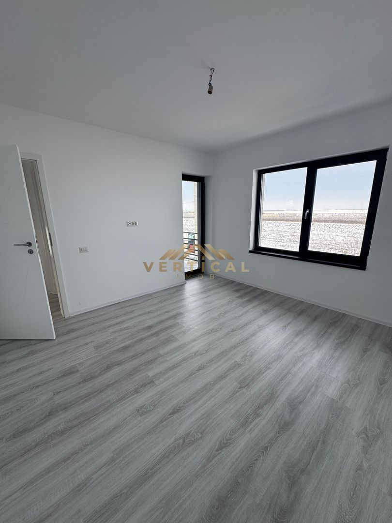 Casa 4 Camere comuna Berceni - Poză 7