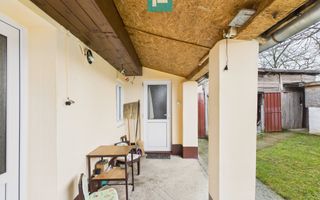 Casă cu 2 corpuri și 3 camere în Nădab - Poză 10
