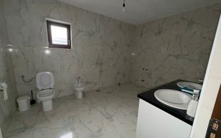 Casa de vanzare, 5 camere, Unirea - Poză 5