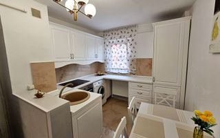 Apartament 3 camere, etaj 2, renovat, Cetate, langa Scoala M. Eminescu - Poză 4