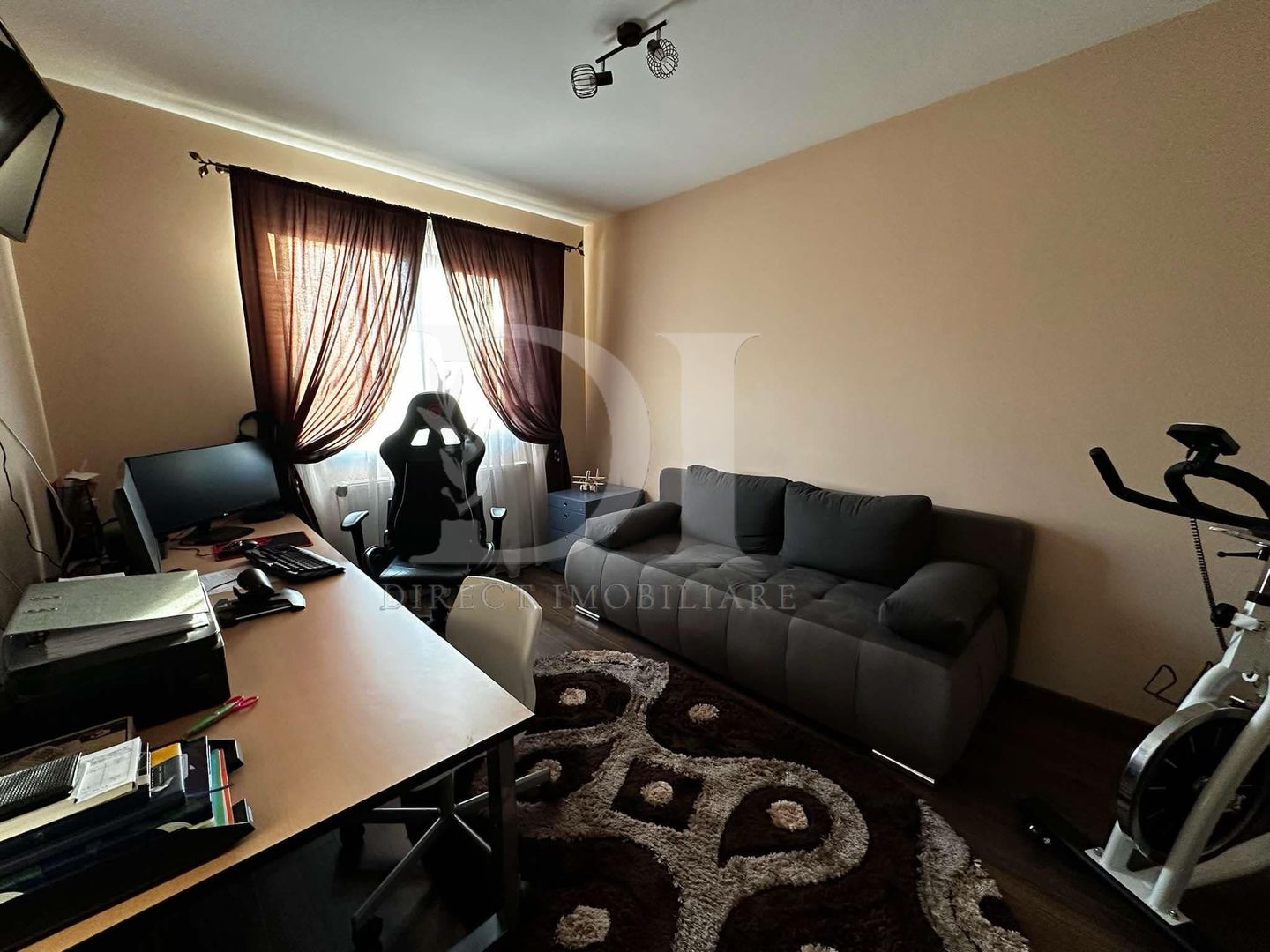 Duplex modern / Patru camere / De inchiriat - Poză 12