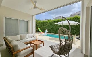 Vilă modernă de lux cu piscină privată - Poză 13