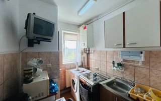 Apartament decomandat, 2 camere, mobilat - Cisnadie - Poză 9