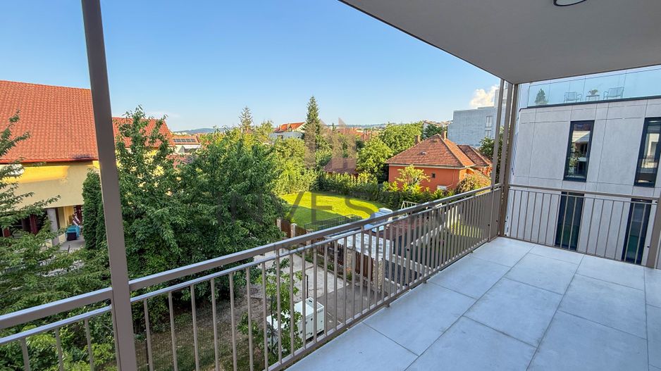 Apartament premium cu 3 camere, etaj intermediar, Centru zona Cipariu! - Poză 1