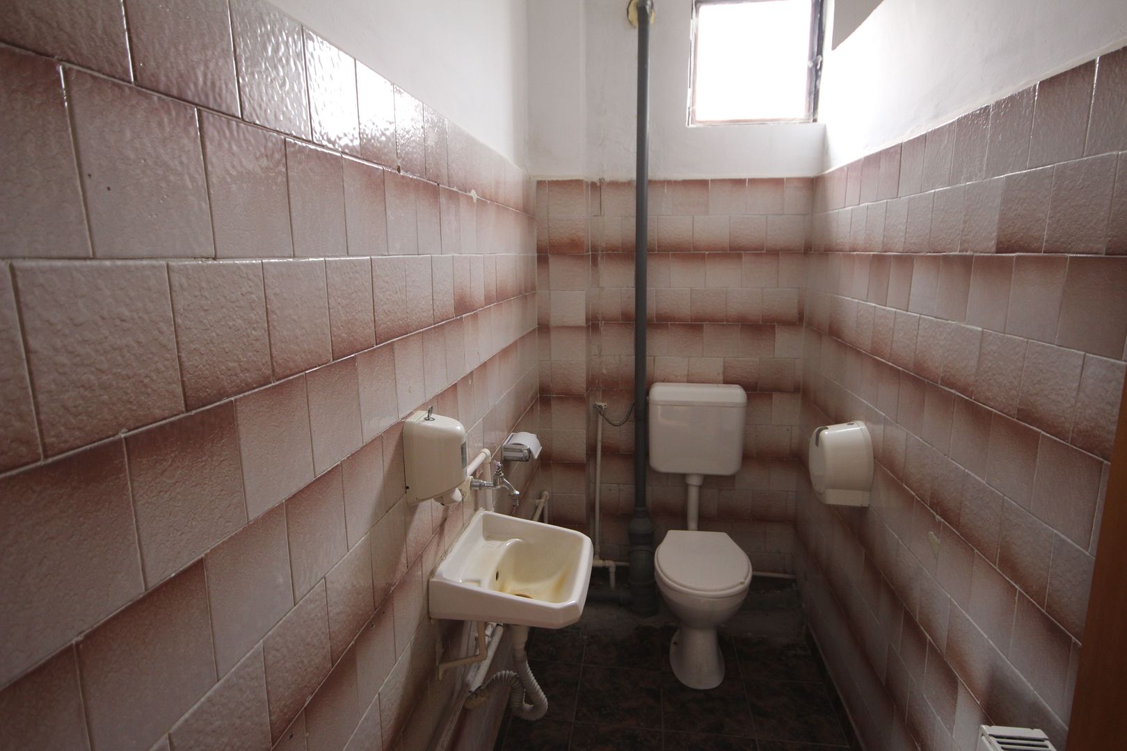 Spațiu industrial  600  mp în zona Sud - Poză 8