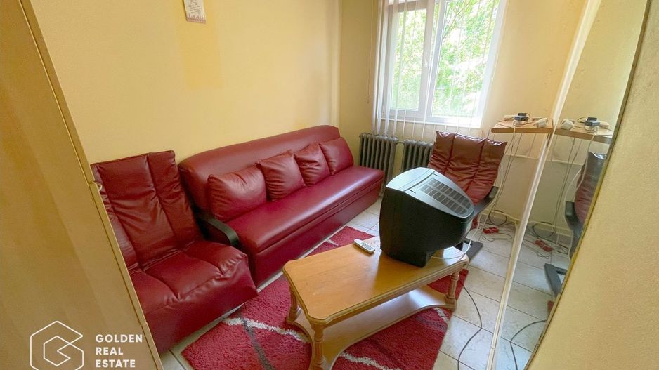 Apartament cu 3 camere, decomandat, etaj intermediar, zona Dacia - Poză 3