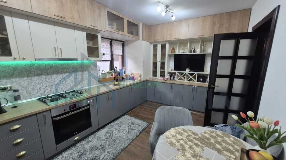 Casă tip duplex de vânzare | P+1 | Complet mobilată și utilată | 115 mp utili | Valea Adâncă - Poză 4