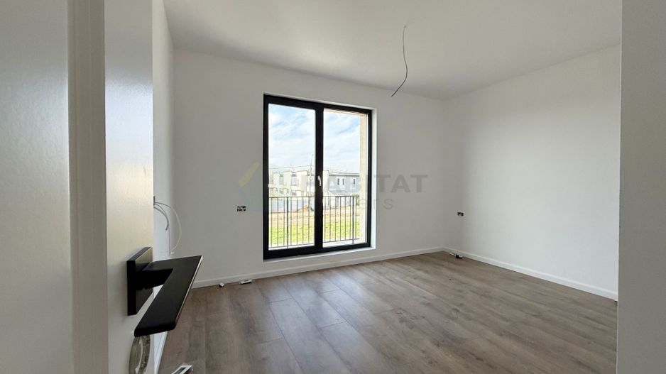 Vila individuala 5 camere Tunari Alexandru Ioan Cuza - Poză 11