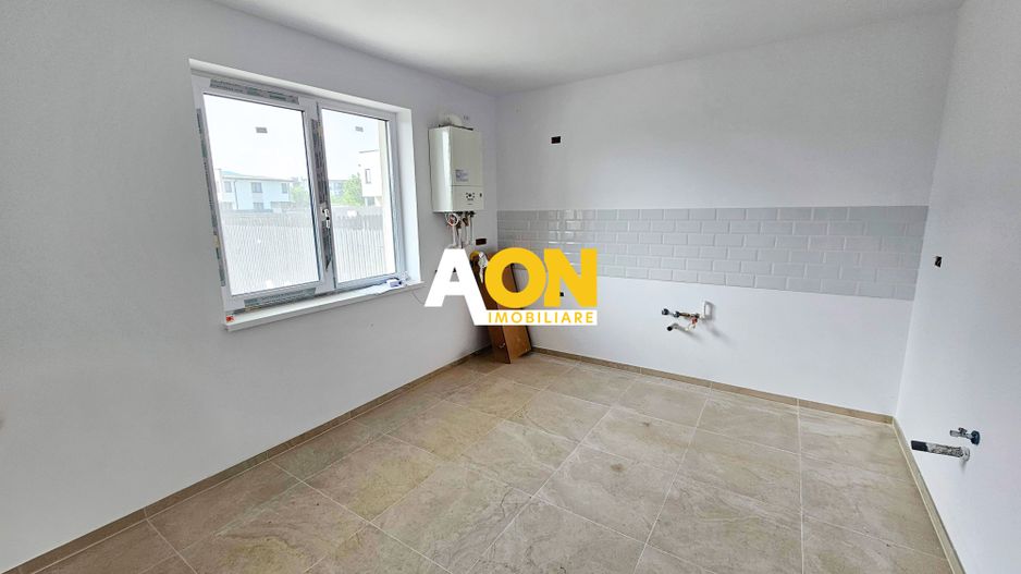 1/3 Triplex, 4 camere, pivnita, 300 mp teren, predare la cheie, Cetate - Poză 6