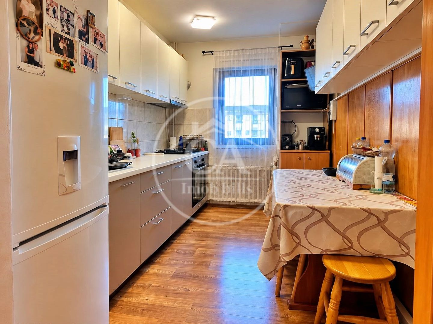 Apartament de vanzare cu 3 camere in zona Nufarul, Oradea - Poză 4