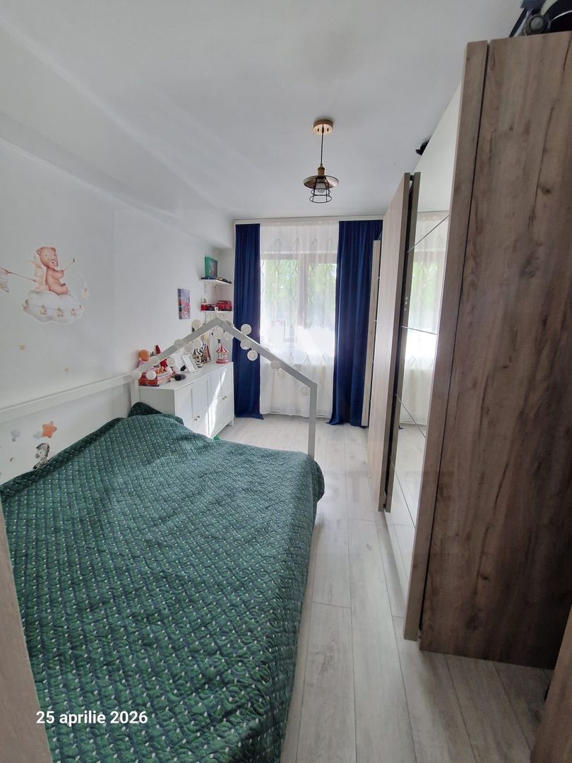 Apartament cu 3 camere 2 dormitoare 80 mp utili etaj 1 Doamna Stanca - Poză 8