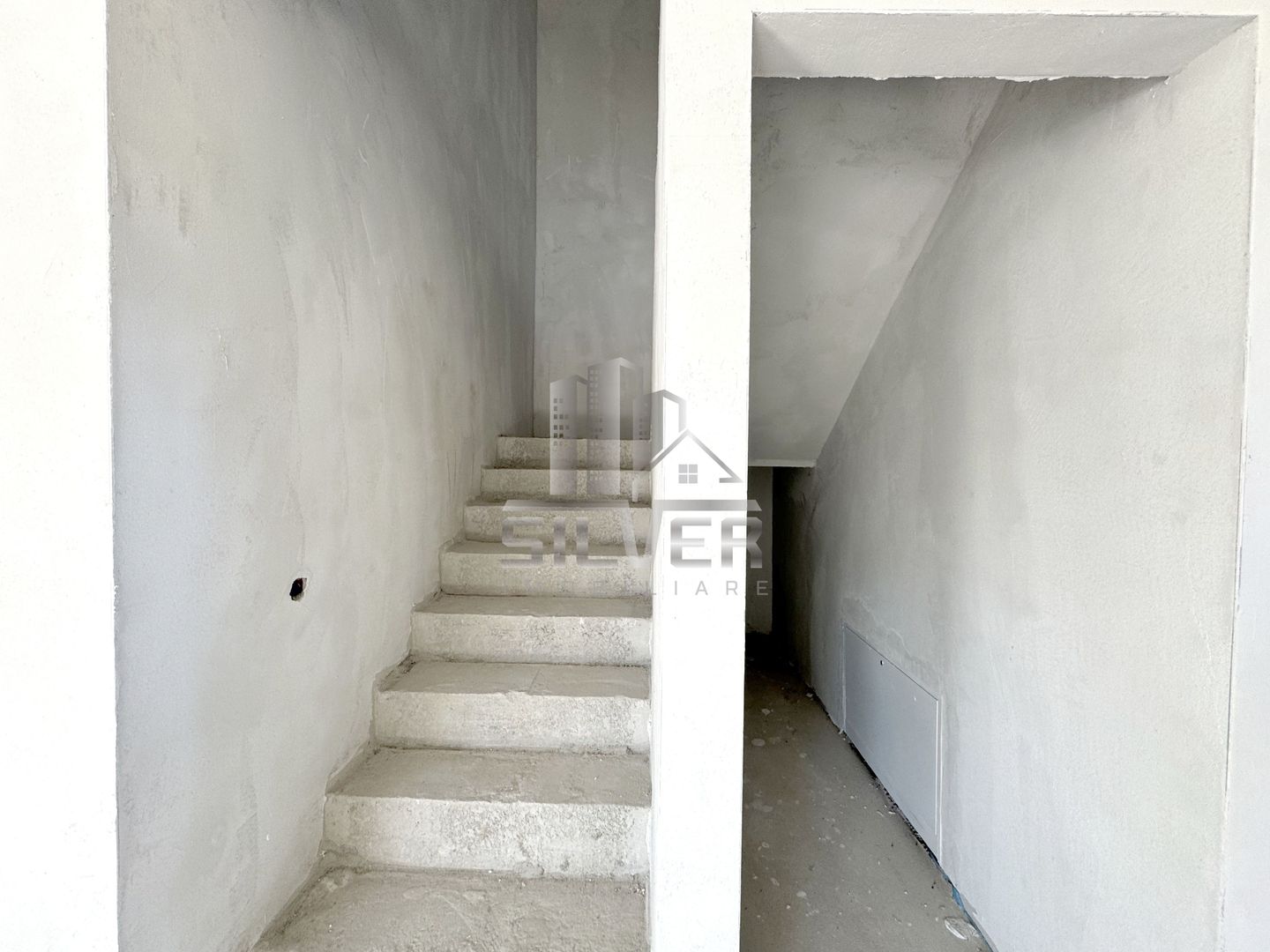 Case  tip duplex in zona centrala Gilau. - Poză 11