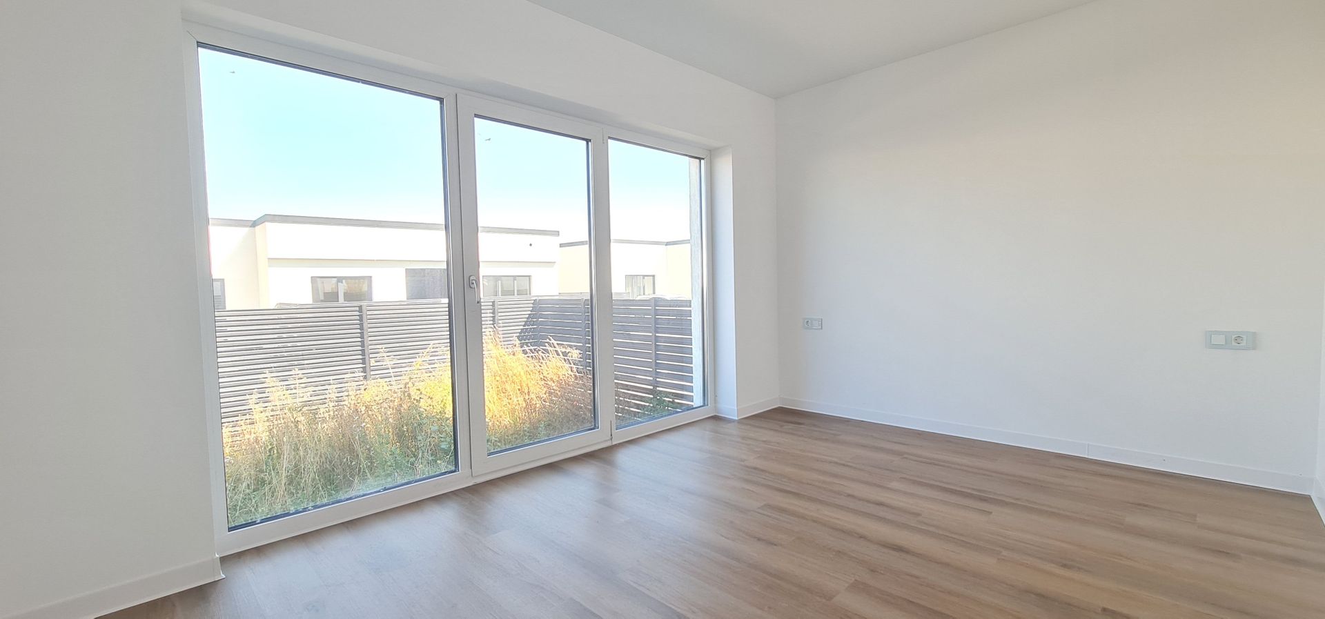 Casa individuala 4 camere finalizata intabulata Cartier Izvor Tarlungeni Brasov - Poză 9