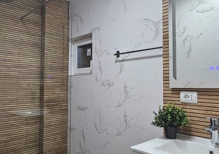 Închiriez apartament 2 camere, Unirii, mobilat, centrală proprie - Poză 6